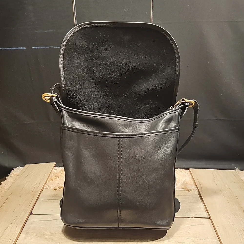 Coach Black Leather Men's Bag